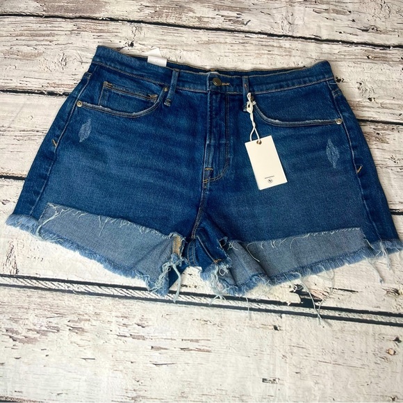 NWT Good American Denim Short Size 6/28 - Picture 1 of 10